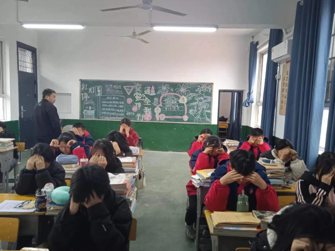 通过篮球训练提高协调性的实用技巧_2